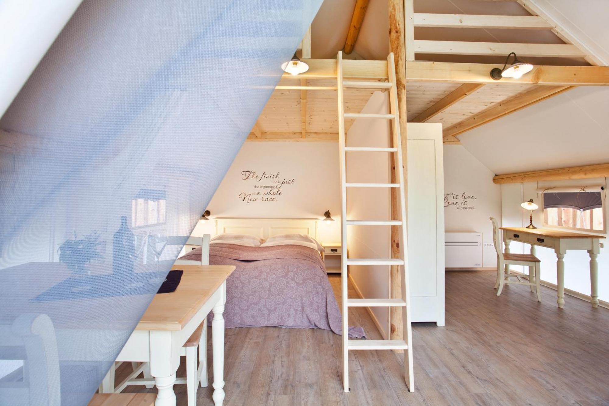 Herbal Glamping Resort Ljubno Exteriör bild